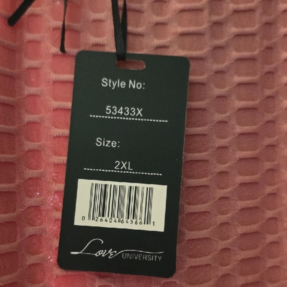 Elegant Pink Textured Dress So Beautiful Never Worn - Picture 2 of 3